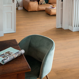 HONEY ELVA OALK EL2096  PISO LAMINADO ESPESOR 8MM, EMPAQUE 8 TABLAS, MEDIDA 1292 X 193 X 8MM CAJA 1.99 M2 EGGER NATURE
