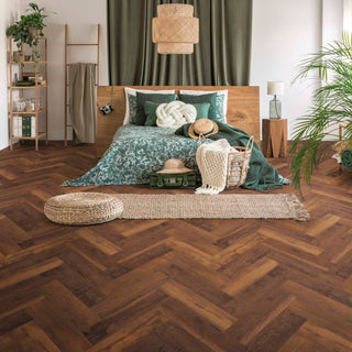 LAGUNA OAK K411 PISO LAMINADO ESPESOR 8MM, EMPAQUE 11 TABLAS, MEDIDA 630 X 126 X 8MM CAJA 0.87 M2 HERRINGBONE