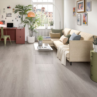 GREY BARONIA OAK EL2135 PISO LAMINADO ESPESOR 8MM, EMPAQUE 8 TABLAS, MEDIDA 1292 X 135 X 8MM STRETTO EGGER II