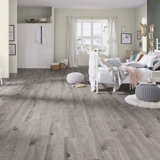 TORNADO OAK PLANK K395 ESPESOR 8MM, EMPAQUE 9 TABLAS, MEDIDA 1285 X 192 X 8MM CAJA 2.22 M2 CASTELLO