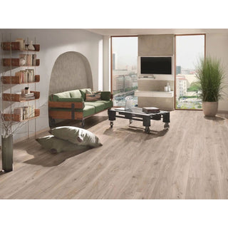 HARDY OAK 5954 PISO LAMINADO ESPESOR 12MM, EMPAQUE 4 TABLAS, MEDIDA 2000 X 242 X 12MM CLASE AC5 CAJA 1.94 M2 ALTITUDE COLLECTION