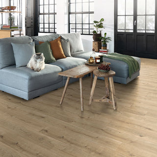 LIGHT DUNNINGTON OAK EL2102 PISO LAMINADO ESPESOR 8MM, EMPAQUE 8 TABLAS, MEDIDA 1292 X 135 X 8MM STRETTO EGGER II