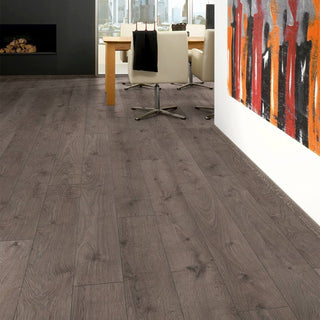 SAN DIEGO OAK 8096 PISO LAMINADO ESPESOR 7MM, EMPAQUE 10 TABLAS MEDIDA 1285 X 192 X 7MM CAJA 2.47 M2 INNOVATION