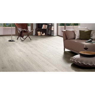 CHANTILLY OAK 5953 PISO LAMINADO ESPESOR 12MM, EMPAQUE 4 TABLAS, MEDIDA 2000 X 242 X 12MM CLASE AC5 CAJA 1.94 M2 ALTITUDE COLLECTION