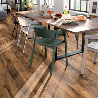 LIGHT HUNTON OAK EL2032 PISO LAMINADO ESPESOR 8MM, EMPAQUE 8 TABLAS, MEDIDA 1292 X 135 X 8MM STRETTO EGGER II