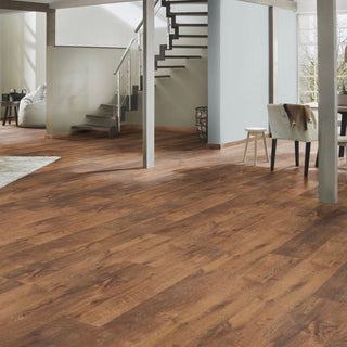 SMUGGLRS COVE OAK K281 PISO LAMINADO ESPESOR 7MM, EMPAQUE 10 TABLAS MEDIDA 1285 X 192 X 7MM CAJA 2.47 M2 INNOVATION