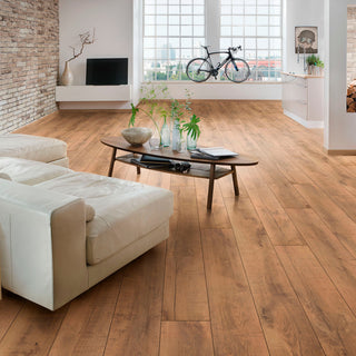 GOLD VOLCANO OAK PLANK K462 ESPESOR 8MM, EMPAQUE 9 TABLAS, MEDIDA 1285 X 192 X 8MM CAJA 2.22 M2 CASTELLO