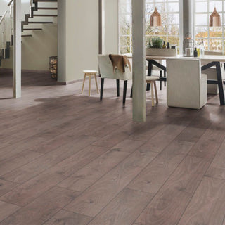 SAN DIEGO OAK 8096 PISO LAMINADO ESPESOR 7MM, EMPAQUE 10 TABLAS MEDIDA 1285 X 192 X 7MM CAJA 2.47 M2 INNOVATION