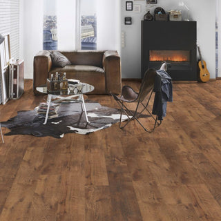 SMUGGLRS COVE OAK K281 PISO LAMINADO ESPESOR 7MM, EMPAQUE 10 TABLAS MEDIDA 1285 X 192 X 7MM CAJA 2.47 M2 INNOVATION